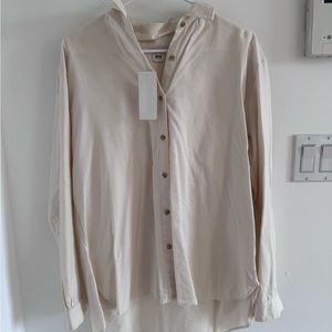 Brand new Uniqlo button down shirt - cream - size large